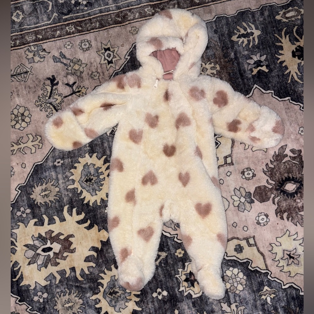 🍃 3/$30 NWOT Baby Girls super soft Snowsuit